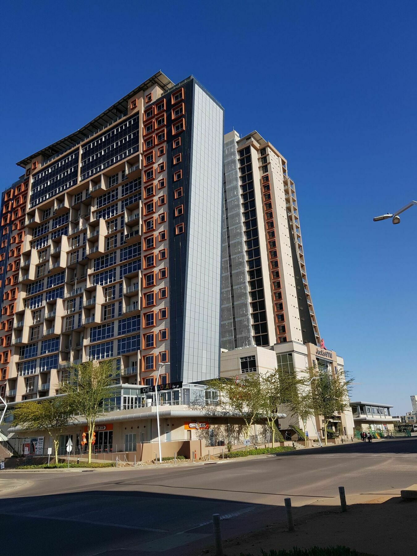 Apartments At Itowers, Cbd, ハボローネ エクステリア 写真