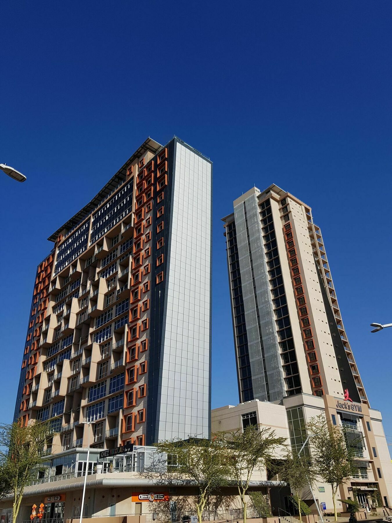 Apartments At Itowers, Cbd, ハボローネ エクステリア 写真